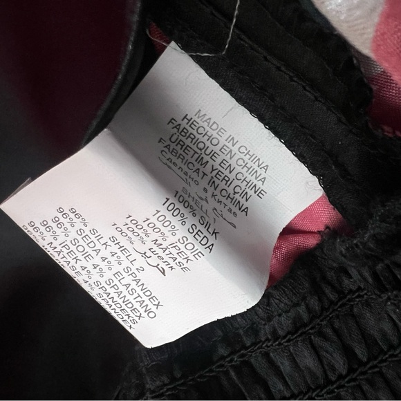 Bebe silk one shoulder bat wing scarf sleeved top shiny metallic multicolor - Picture 16 of 16